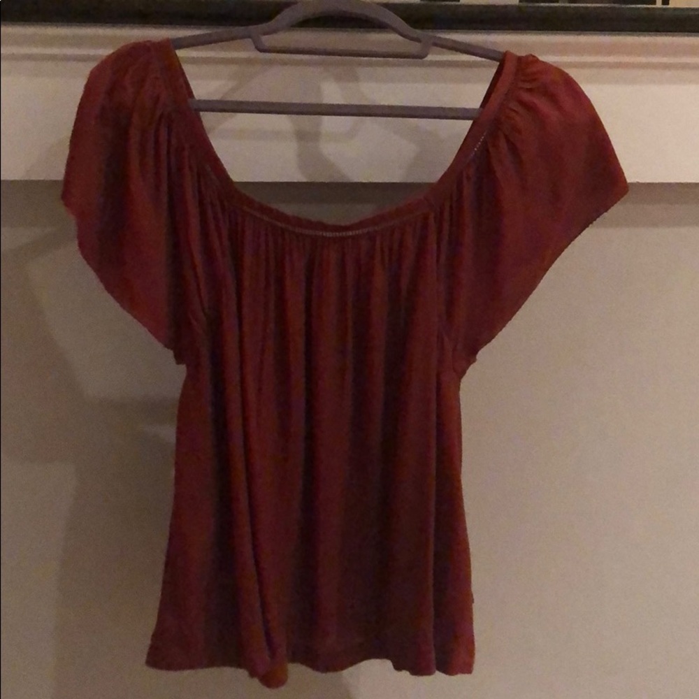 Off the shoulder flowy summer top!!